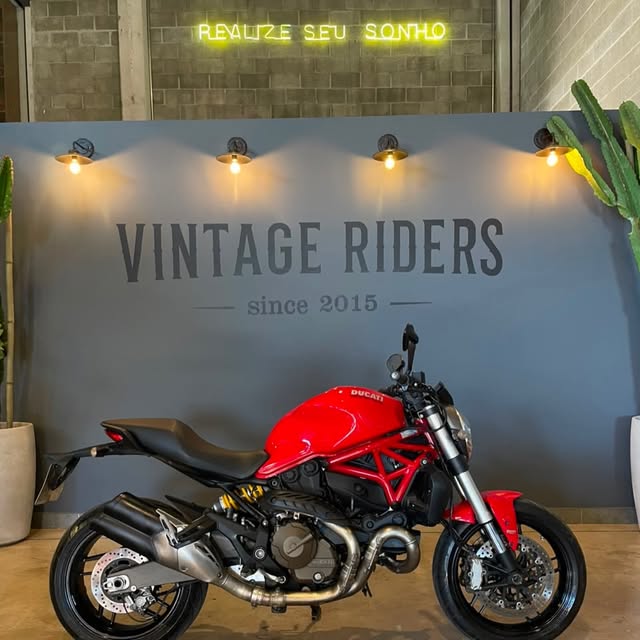 DUCATI MONSTER 821 - Imagem 8