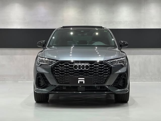 AUDI Q3 40 TFSI PERFORMANCE BLACK PLUS TIPTRONIC - Imagem 9