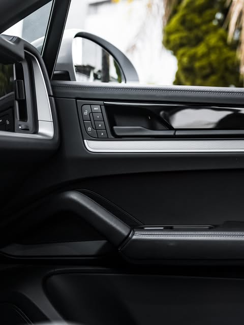 PORSCHE CAYENNE COUPÉ E-HYBRID - Imagem 12