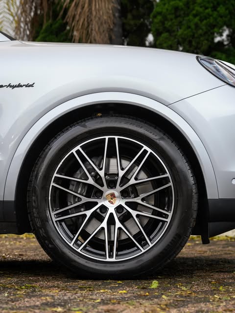 PORSCHE CAYENNE COUPÉ E-HYBRID - Imagem 6