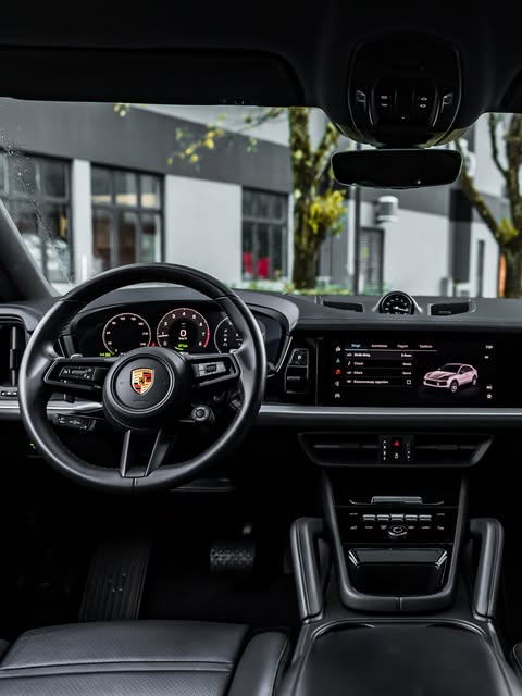 PORSCHE CAYENNE COUPÉ E-HYBRID - Imagem 8