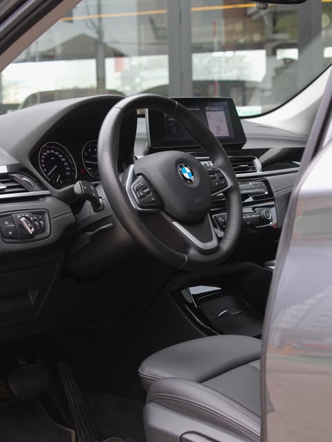 BMW X1 X-LINE 20I - Imagem 3