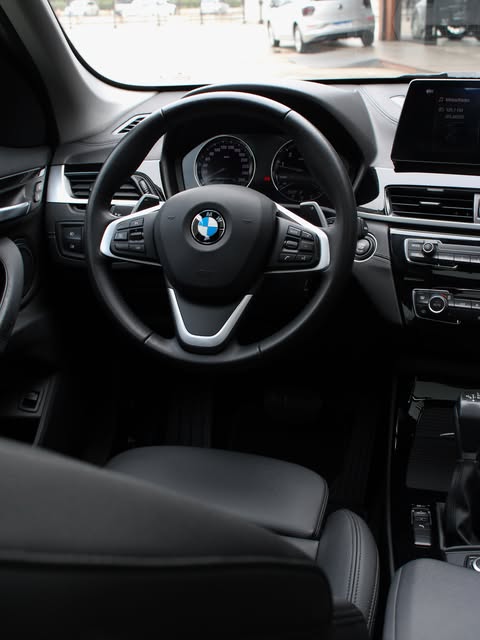 BMW X1 X-LINE 20I - Imagem 6