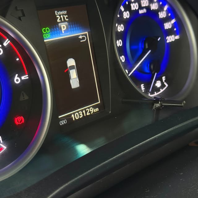 TOYOTA HILUX SRX - Imagem 8