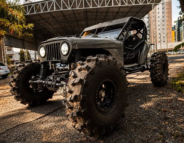 JEEP RHINO - Imagem 1