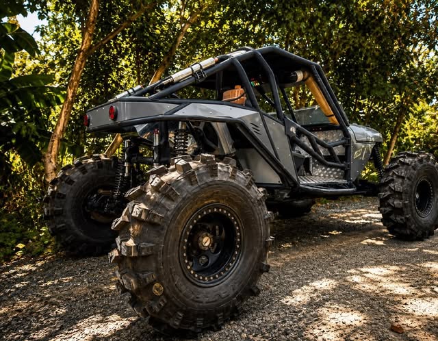 JEEP RHINO - Imagem 6