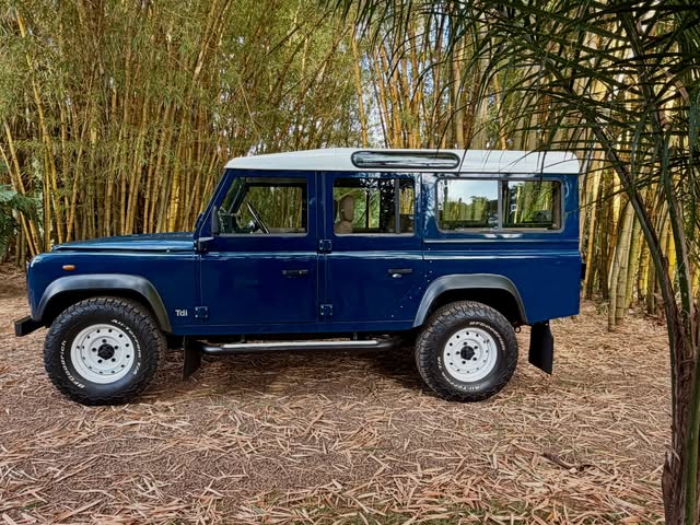 LAND ROVER DEFENDER - Imagem 13