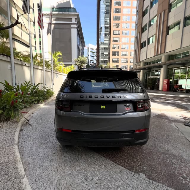 LAND ROVER DISCOVERY SPORT D200 S MHEV - Imagem 6