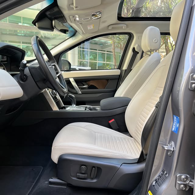 LAND ROVER DISCOVERY SPORT D200 S MHEV - Imagem 8