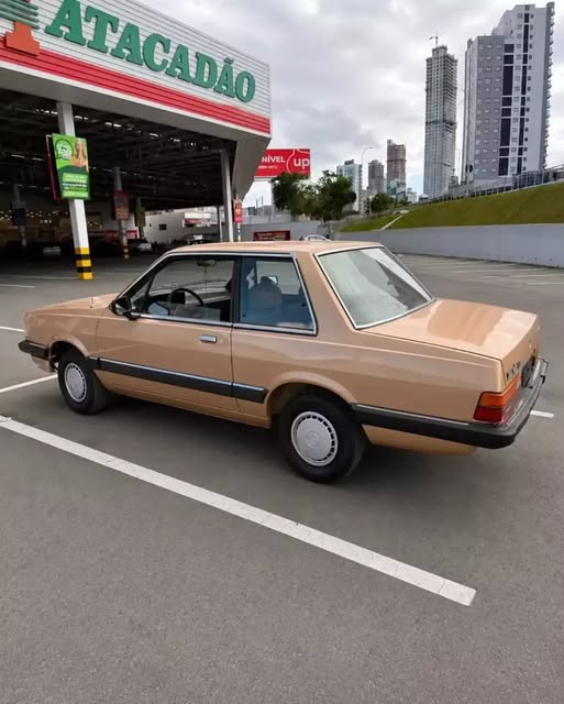 FORD DEL REY GL - Imagem 3