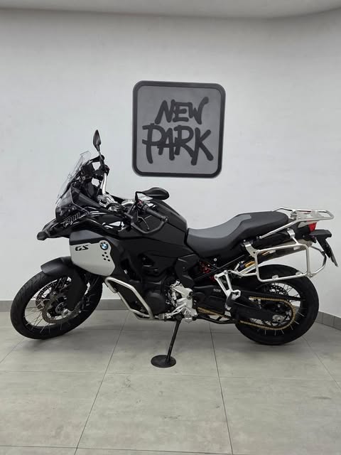 BMW F 900 GS ADVENTURE PLUS - Imagem 12
