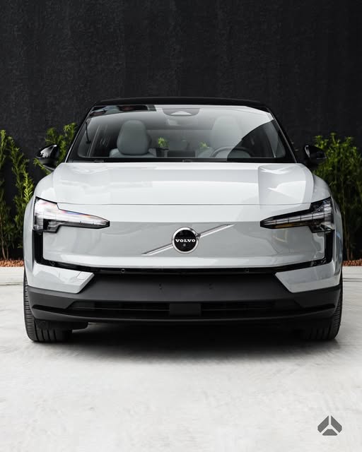 VOLVO EX30 - Imagem 2