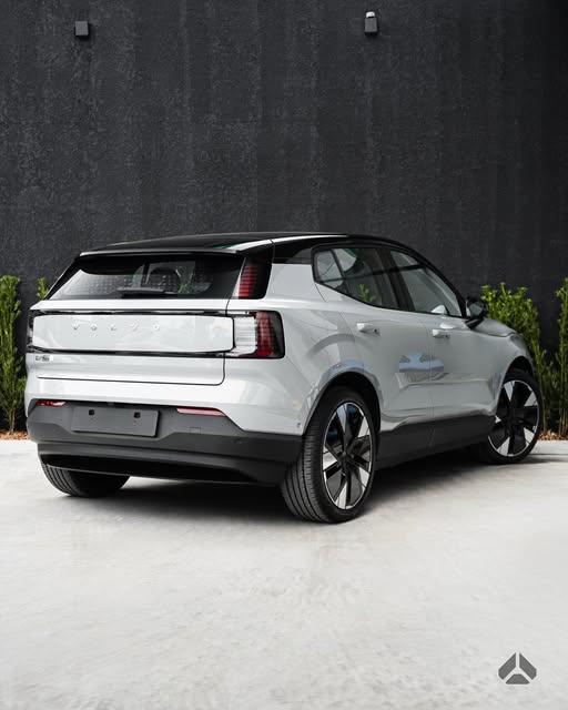 VOLVO EX30 - Imagem 3