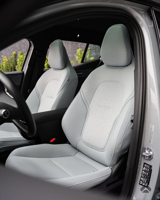 VOLVO EX30 - Imagem 7