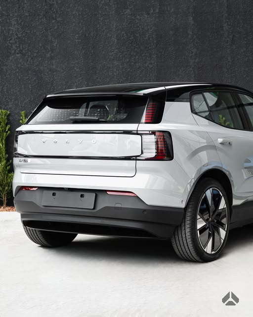 VOLVO EX30 - Imagem 10
