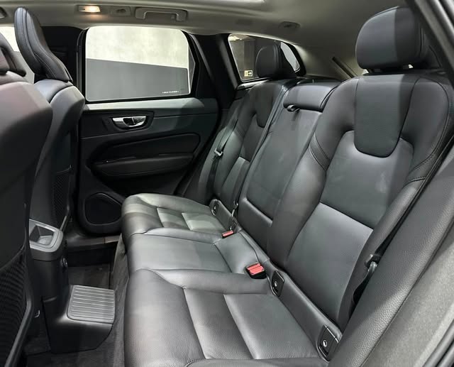 VOLVO XC60 T8 RECHARGE INSCRIPTION EXPRESSION - Imagem 8