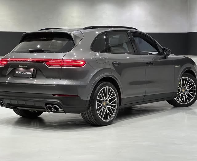 PORSCHE CAYENNE 3.0 V6 HYBRID AWD TIPTRONIC S - Imagem 5