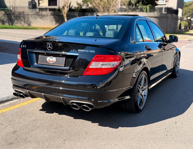 MERCEDES-BENZ C 63 AMG AMG - Imagem 1