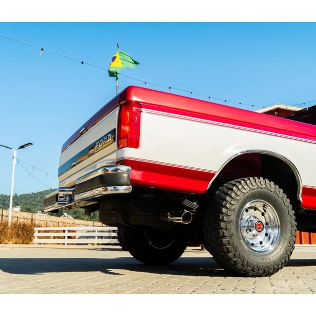 FORD F-150 XLT - Imagem 6