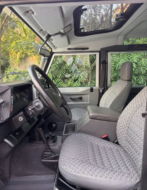 LAND ROVER DEFENDER 110 CSW - Imagem 4