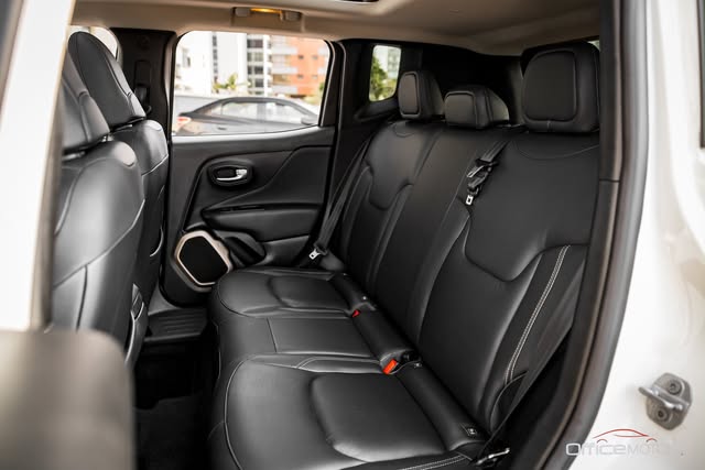 JEEP RENEGADE LONGITUDE - Imagem 8