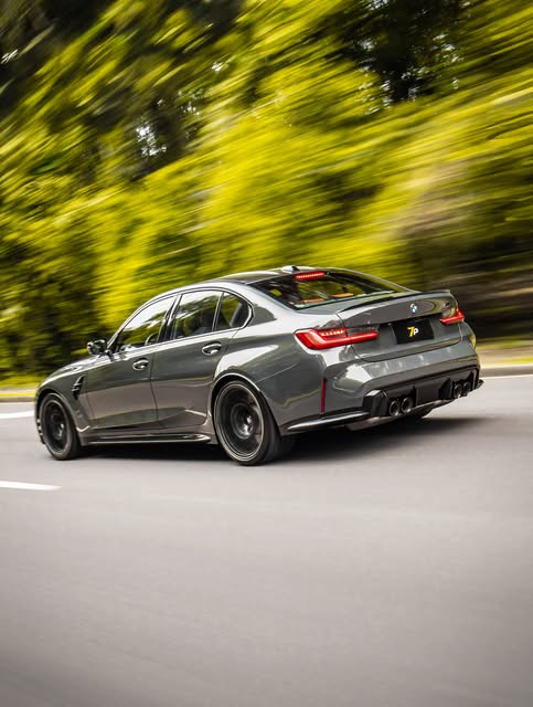 BMW M3 COMPETITION - Imagem 1