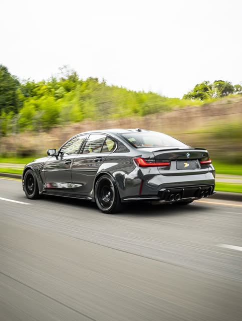 BMW M3 COMPETITION - Imagem 7