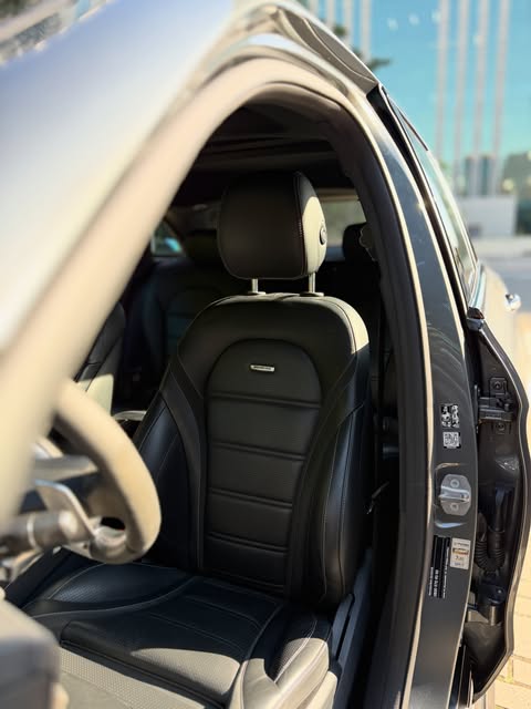 MERCEDES-BENZ GLC AMG GLC 63 - Imagem 10