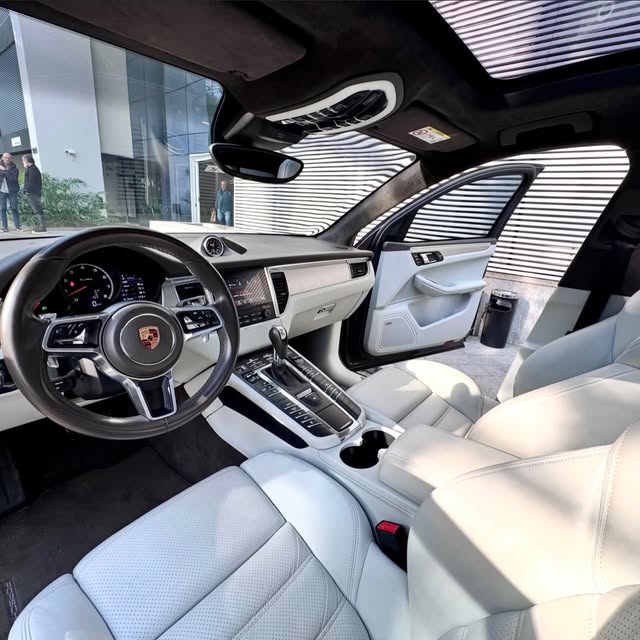 PORSCHE MACAN TURBO - Imagem 6