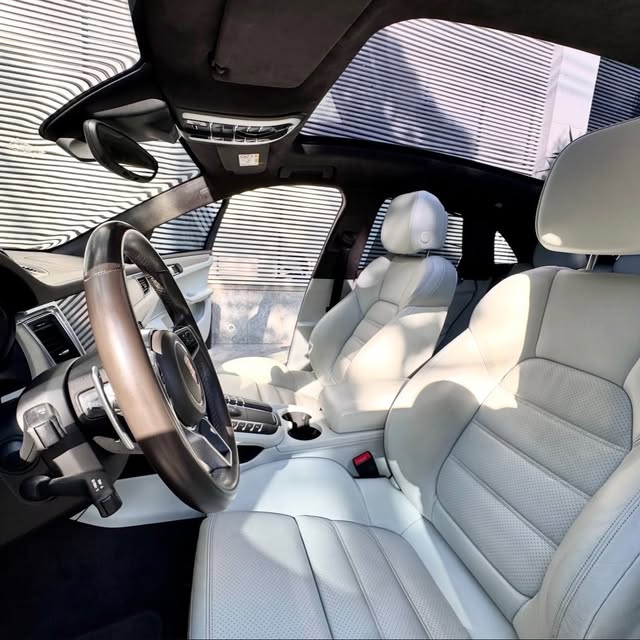 PORSCHE MACAN TURBO - Imagem 8
