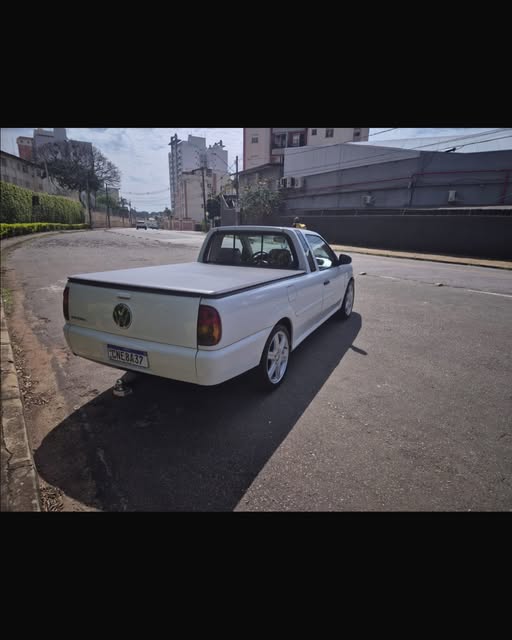 VOLKSWAGEN SAVEIRO GL - Imagem 13