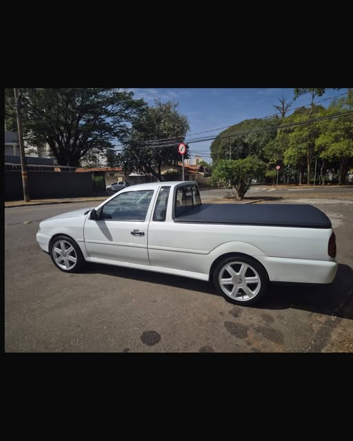 VOLKSWAGEN SAVEIRO GL - Imagem 14
