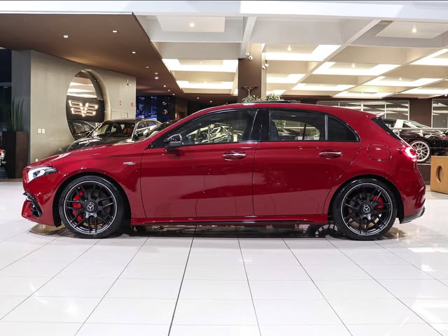 MERCEDES-BENZ A 45 AMG AMG - Imagem 2