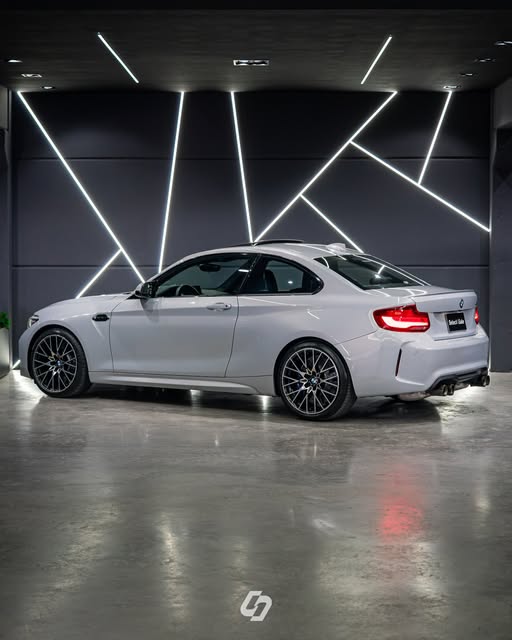 BMW M2 COMPETITION - Imagem 3