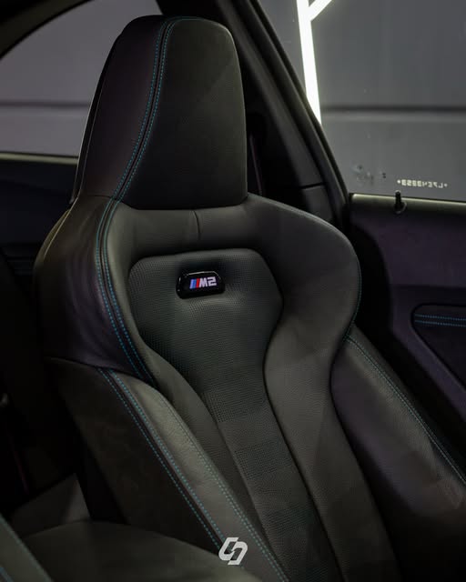 BMW M2 COMPETITION - Imagem 10