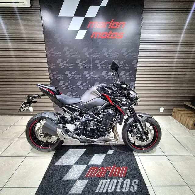 KAWASAKI Z900 - Imagem 1
