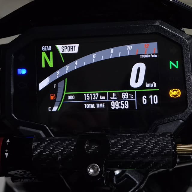 KAWASAKI Z900 - Imagem 8