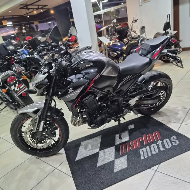 KAWASAKI Z900 - Imagem 9