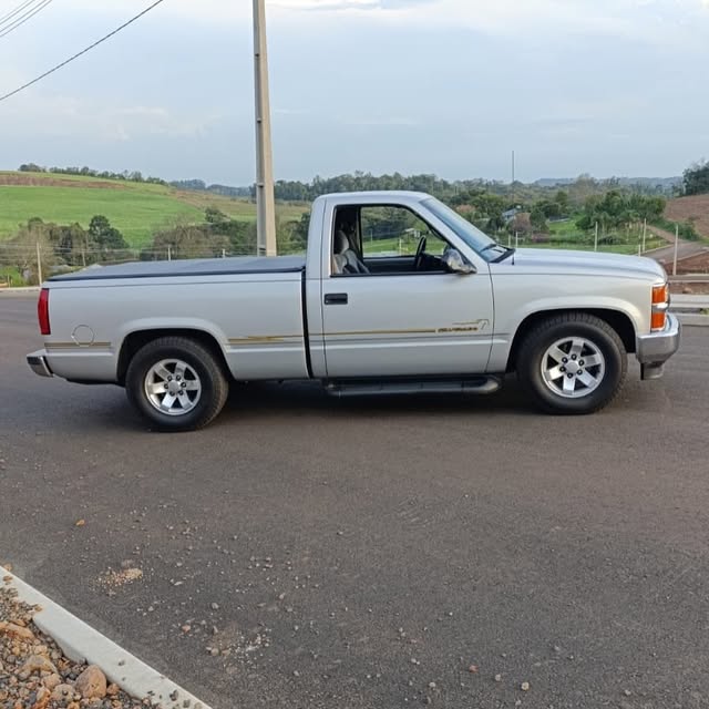CHEVROLET SILVERADO - Imagem 2