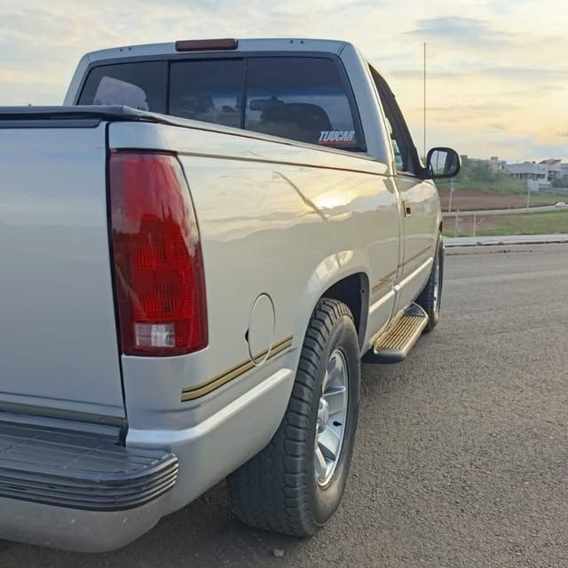 CHEVROLET SILVERADO - Imagem 5