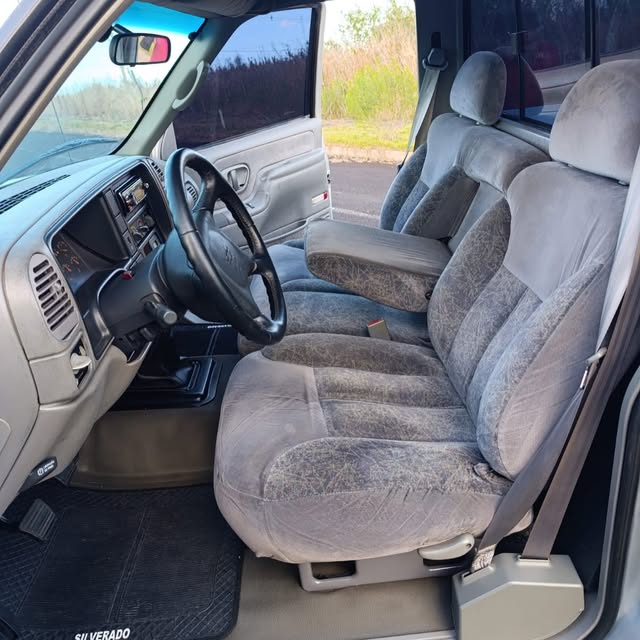 CHEVROLET SILVERADO - Imagem 8