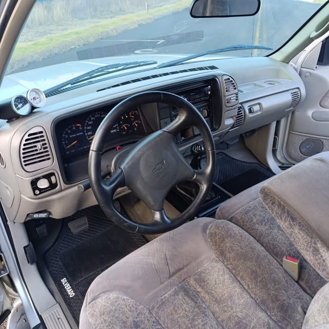 CHEVROLET SILVERADO - Imagem 9