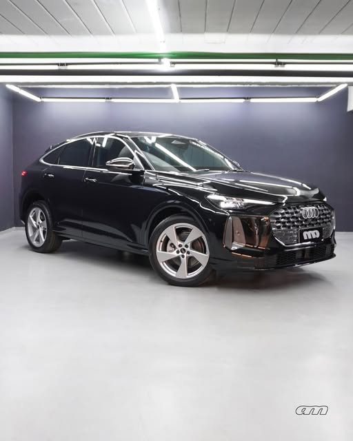 AUDI Q5 S LINE BLACK - Imagem 1