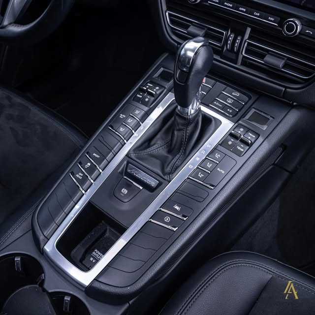 PORSCHE MACAN - Imagem 11