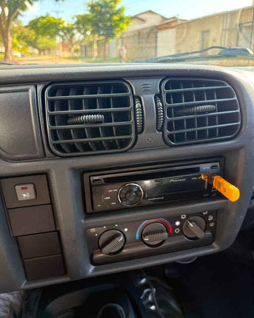 CHEVROLET S10 DLX - Imagem 9
