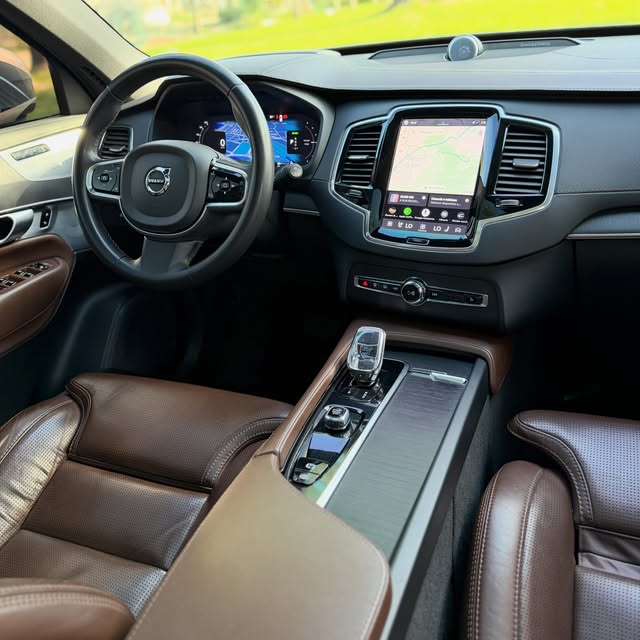 VOLVO XC90 T8 ULTIMATE HYBRID - Imagem 6