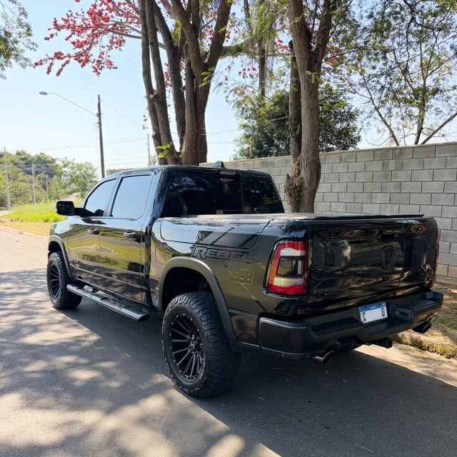 RAM 1500 REBEL - Imagem 10