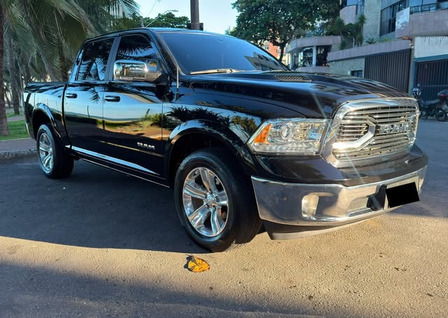 RAM 1500 LARAMIE - Imagem 2