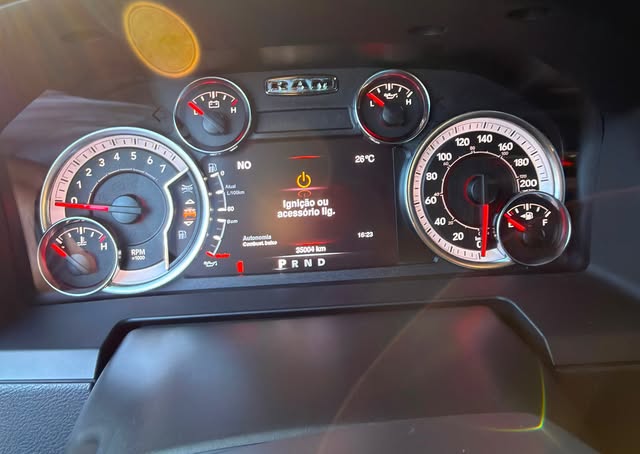 RAM 1500 LARAMIE - Imagem 10