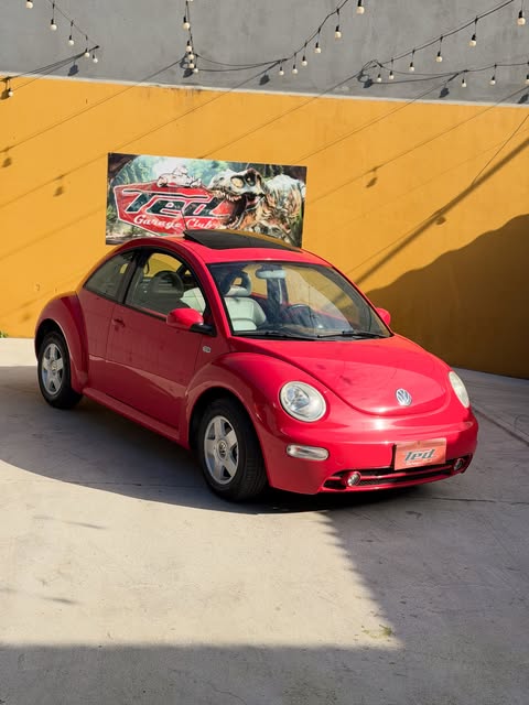 VOLKSWAGEN NEW BEETLE - Imagem 1
